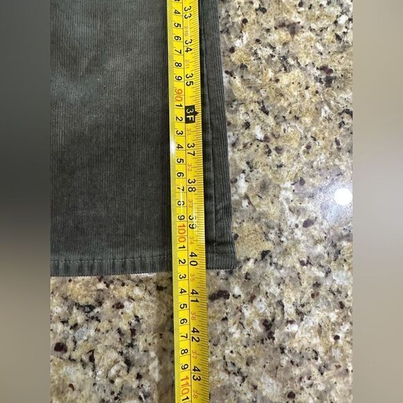 NWOT Gap Women’s 34X30 Baby Boot Mid Rise Deep Depth Green Corduroy Pants - Picture 11 of 11